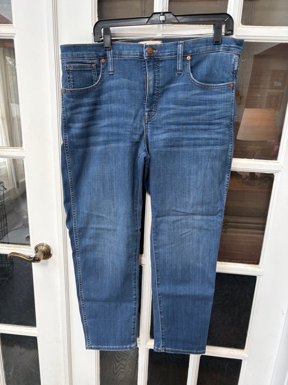 010 Madewell Mid Rise Stovepipe Jeans in Medium Blue Wash